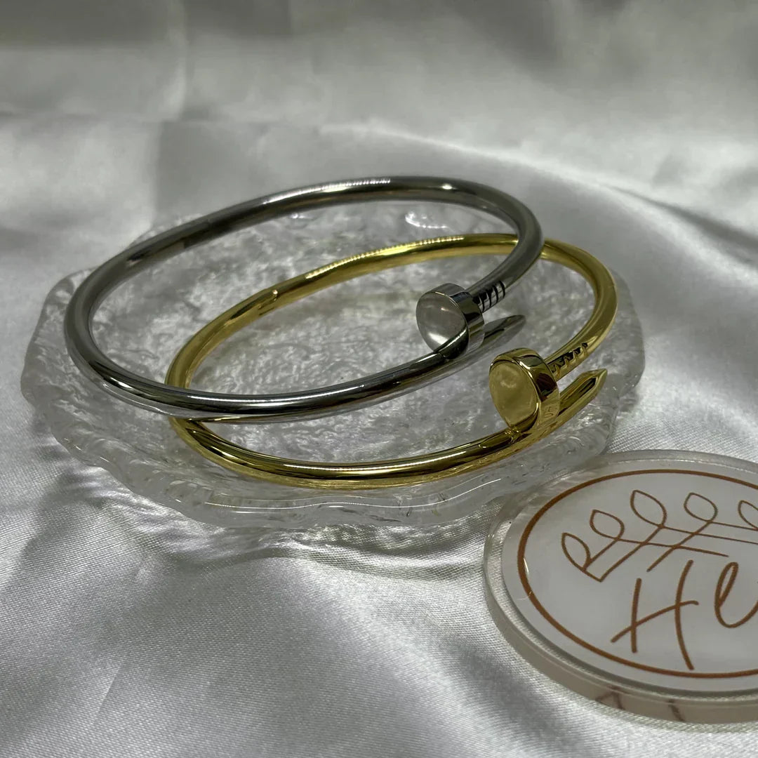 CRTR NAIL BRACELET